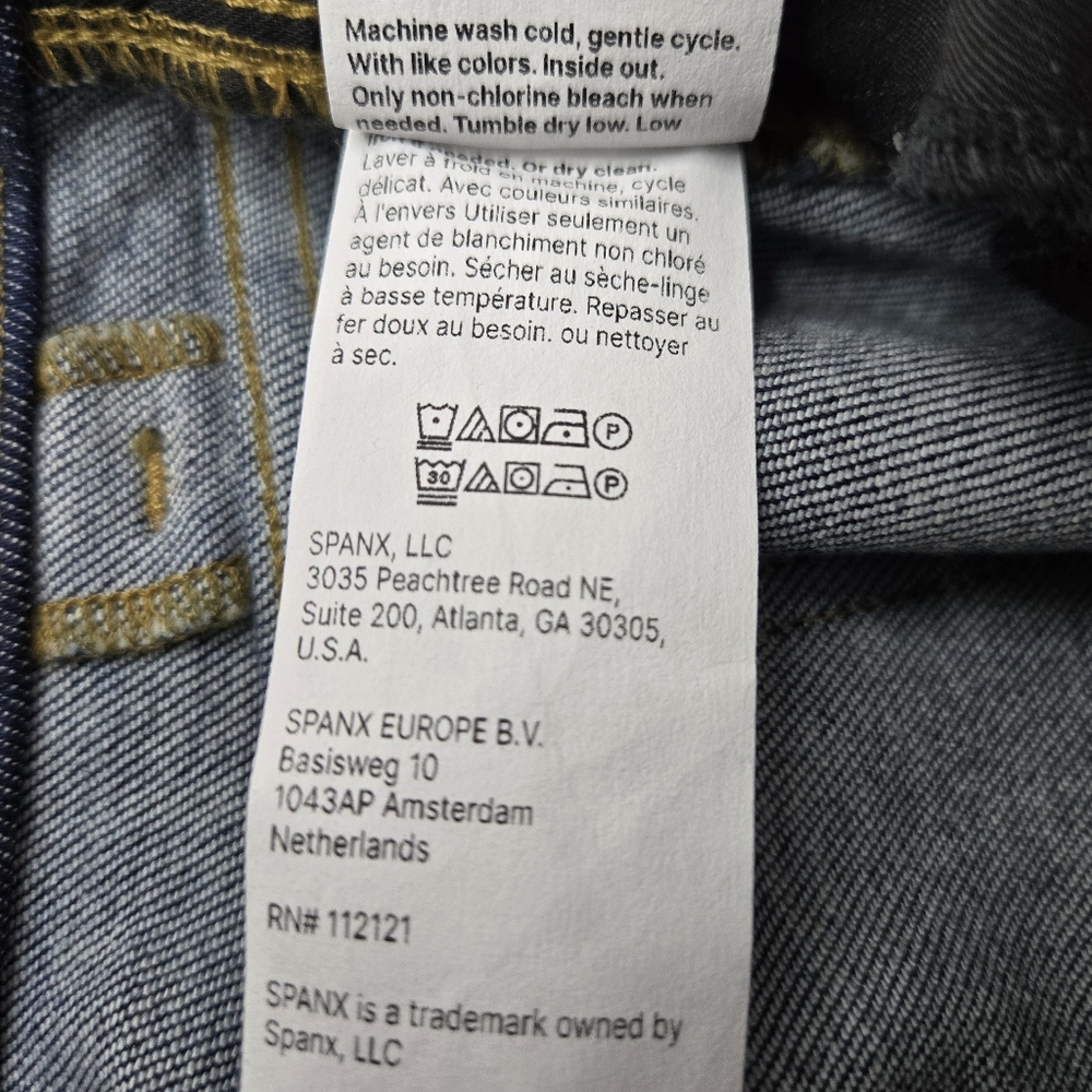 SPANXshape™ Everywhere Dark Blue Wide Leg Jeans, Size MP ~ NWT - Picture 16 of 16